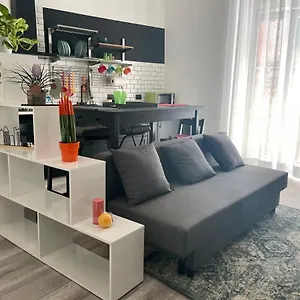 Comfort Naples